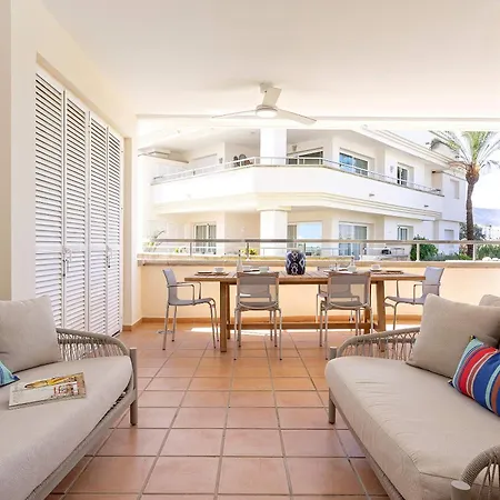 Genteel Guadalmansa Apartment *