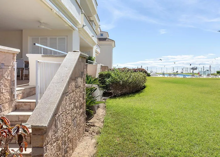 Genteel Guadalmansa Apartment *