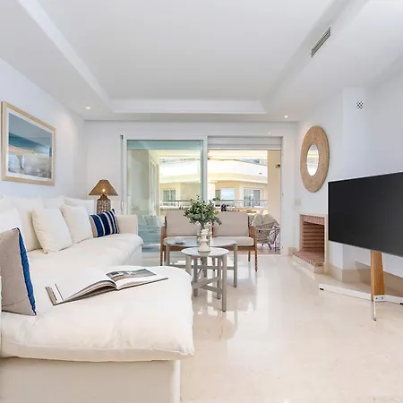 Genteel Guadalmansa Apartamento Estepona